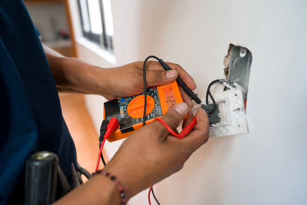 Best Licensed Electrician  in Beacon Square, FL